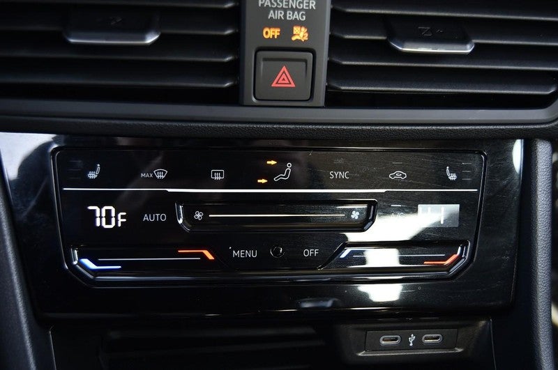 2025 Volkswagen Jetta SE Auto