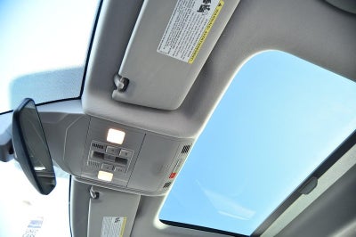 2025 Volkswagen Jetta SE Auto