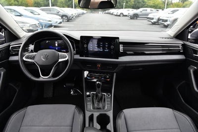 2025 Volkswagen Jetta 1.5T SE