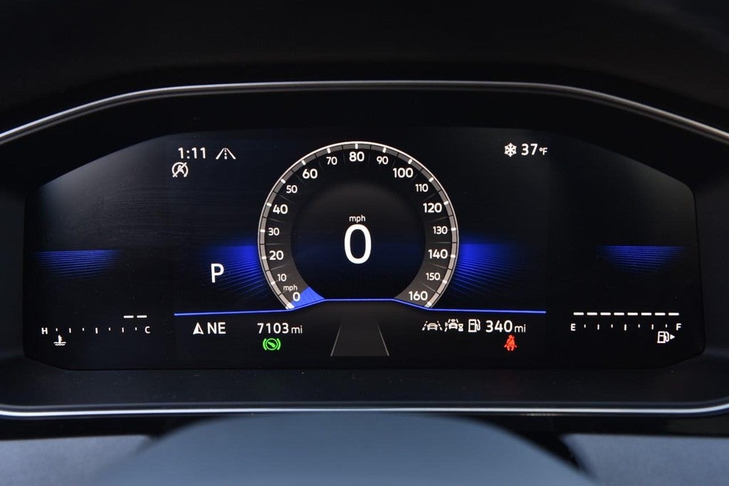 2025 Volkswagen Jetta SE Auto