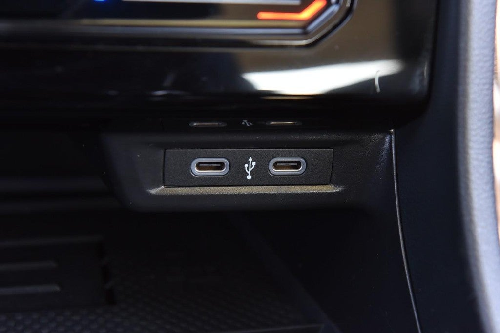 2025 Volkswagen Jetta SE Auto