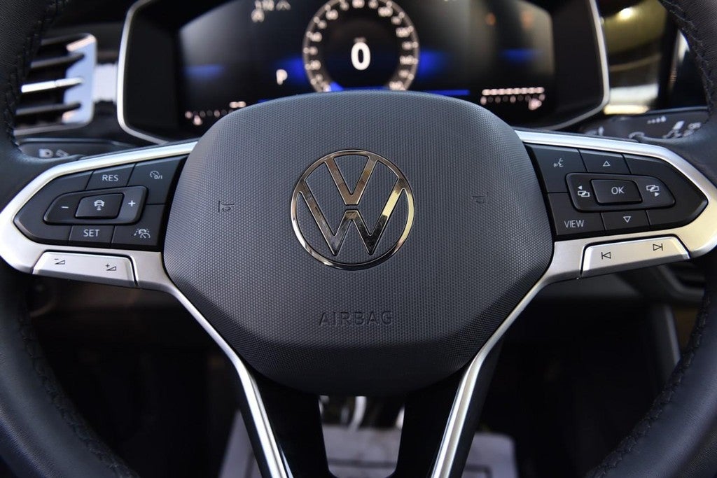 2025 Volkswagen Jetta SE Auto