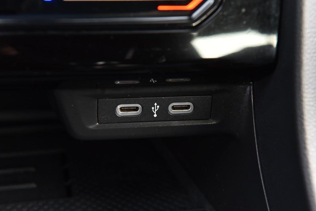 2025 Volkswagen Jetta SE Auto