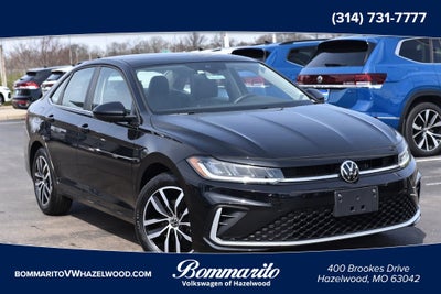 2025 Volkswagen Jetta SE Auto