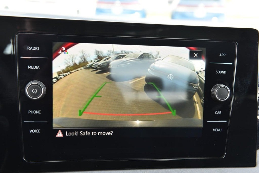 2025 Volkswagen Jetta SE Auto