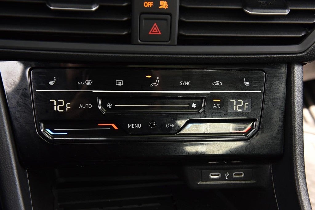 2025 Volkswagen Jetta SE Auto