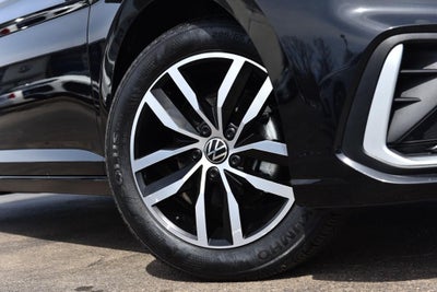 2025 Volkswagen Jetta SE Auto