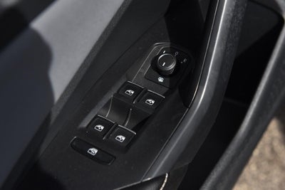 2025 Volkswagen Jetta SE Auto