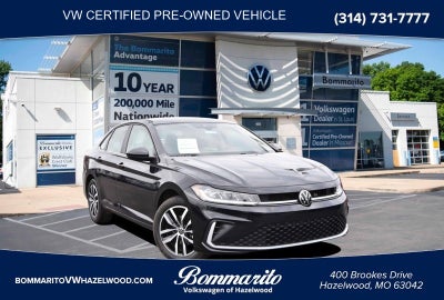 2025 Volkswagen Jetta SE Auto