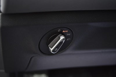 2025 Volkswagen Jetta SE Auto