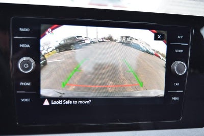 2025 Volkswagen Jetta SE Auto