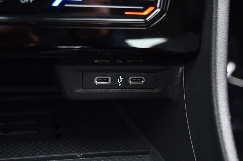 2025 Volkswagen Jetta SE Auto