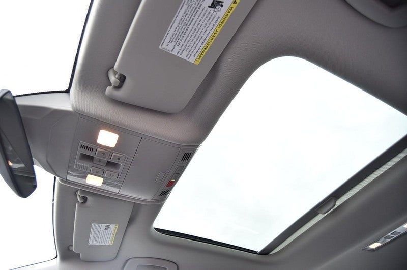 2025 Volkswagen Jetta SE Auto