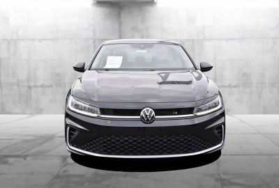 2025 Volkswagen Jetta SE Auto