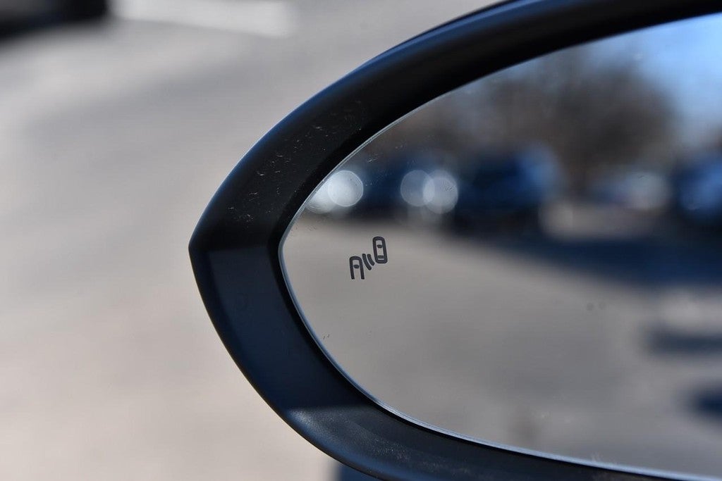 2025 Volkswagen Jetta SE Auto