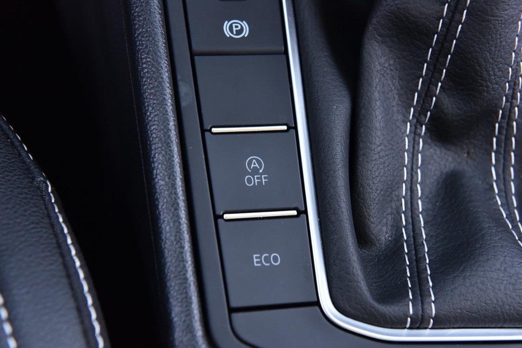 2025 Volkswagen Jetta SE Auto