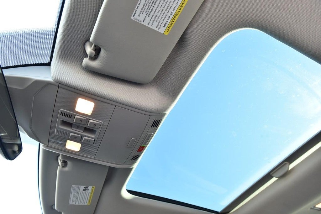 2025 Volkswagen Jetta SE Auto