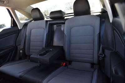 2025 Volkswagen Jetta SE Auto