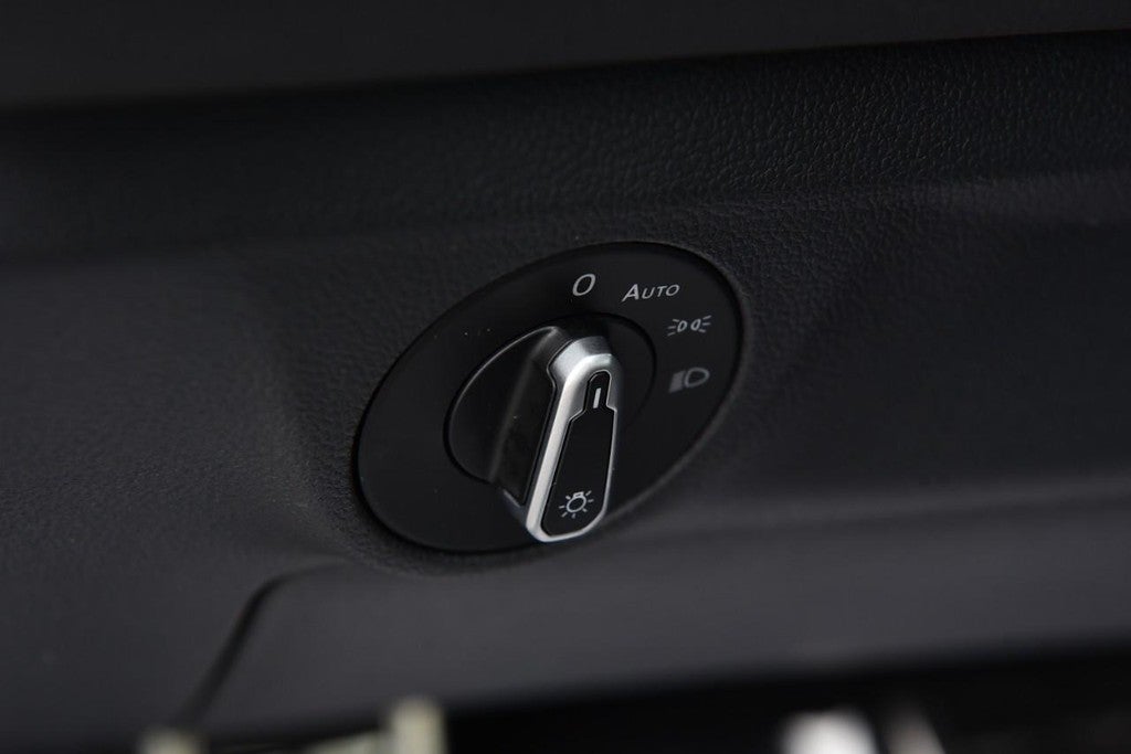 2025 Volkswagen Jetta Sport Auto