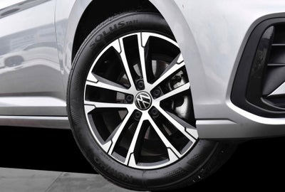 2025 Volkswagen Jetta Sport Auto