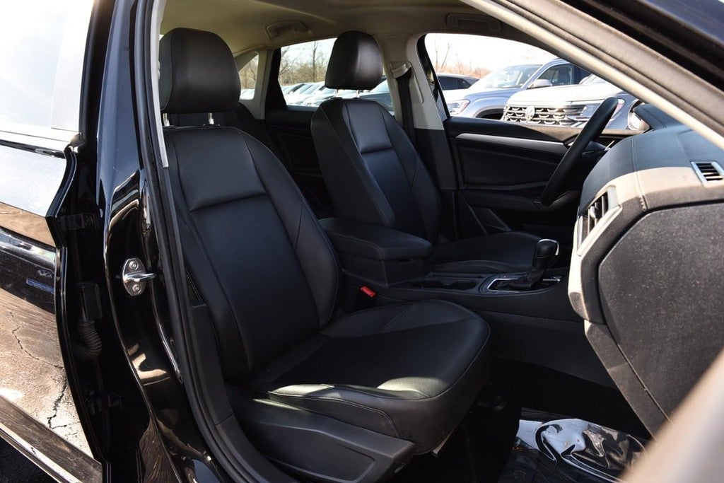 2020 Volkswagen Jetta SE Auto w/ULEV