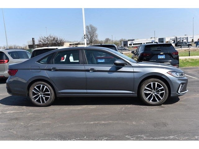 2025 Volkswagen Jetta SE