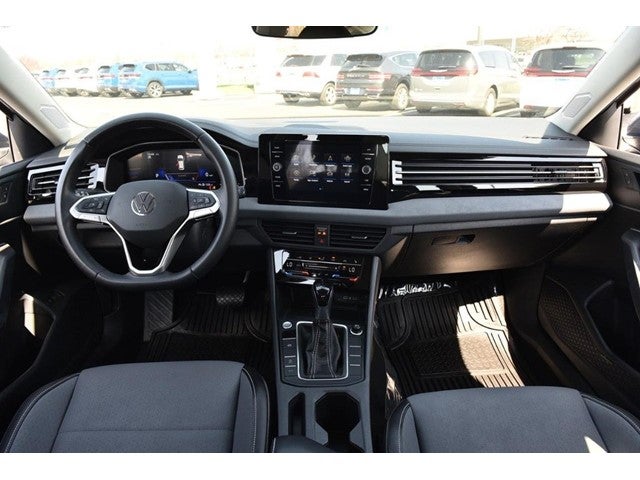 2025 Volkswagen Jetta SE