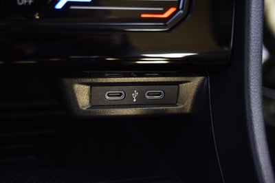 2025 Volkswagen Jetta SE Auto