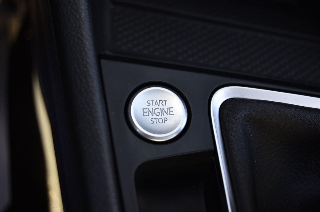 2025 Volkswagen Jetta SE Auto