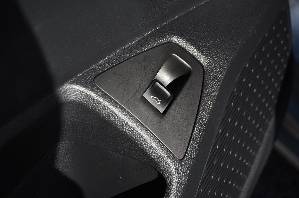 2025 Volkswagen Jetta SE Auto