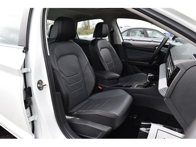 2025 Volkswagen Jetta SEL