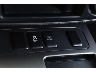2014 Nissan Armada 4WD 4dr SV