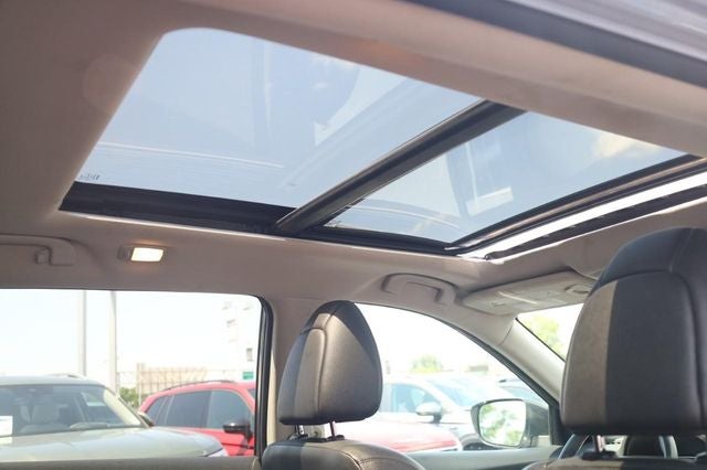 2016 Nissan Rogue SL AWD Premium Package