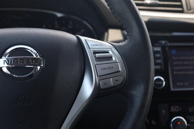 2016 Nissan Rogue SL AWD Premium Package