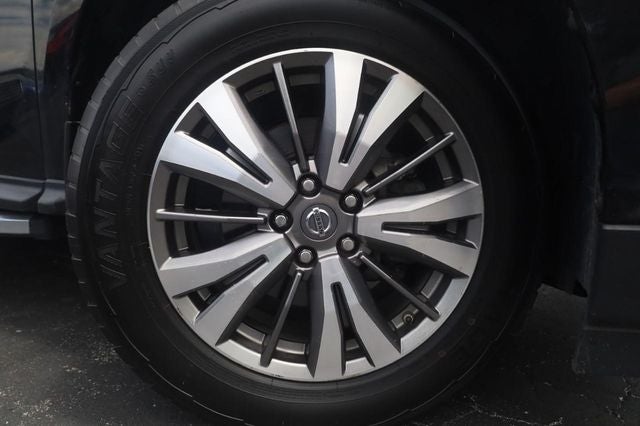 2019 Nissan Pathfinder SV