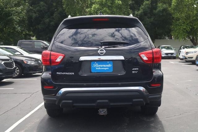 2019 Nissan Pathfinder SV