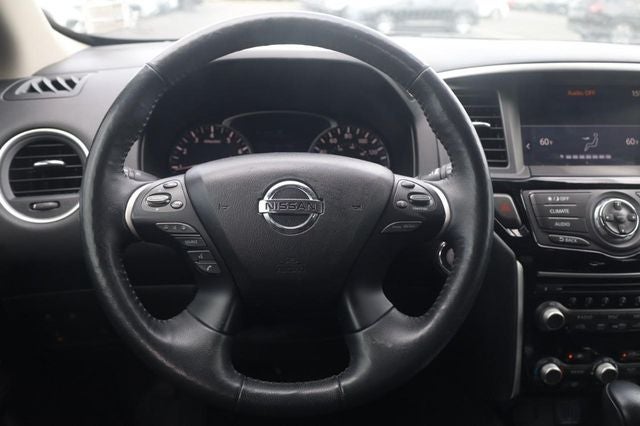 2019 Nissan Pathfinder SV