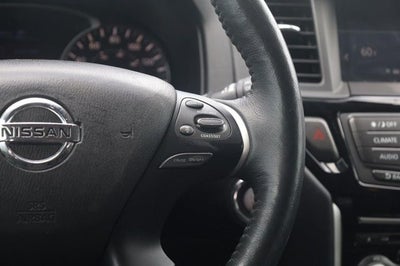 2019 Nissan Pathfinder SV