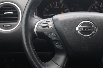 2019 Nissan Pathfinder SV