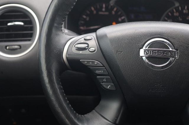 2019 Nissan Pathfinder SV