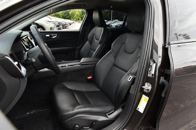 2025 Volvo S60 B5 Core