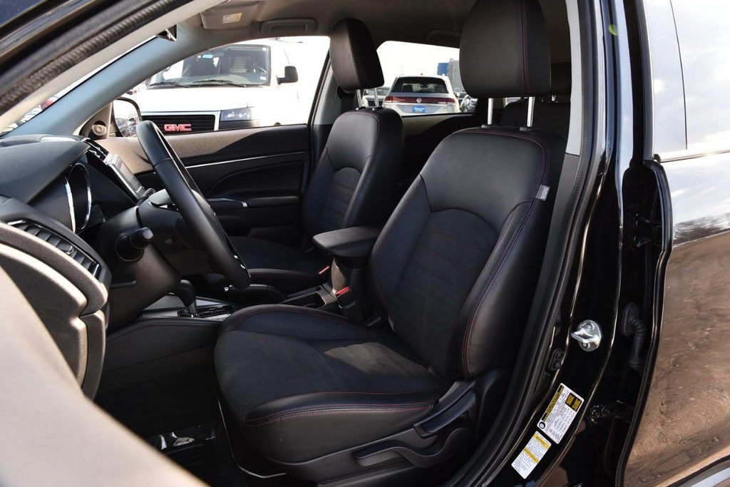 2025 Mitsubishi Outlander Sport ES 2.0 AWC