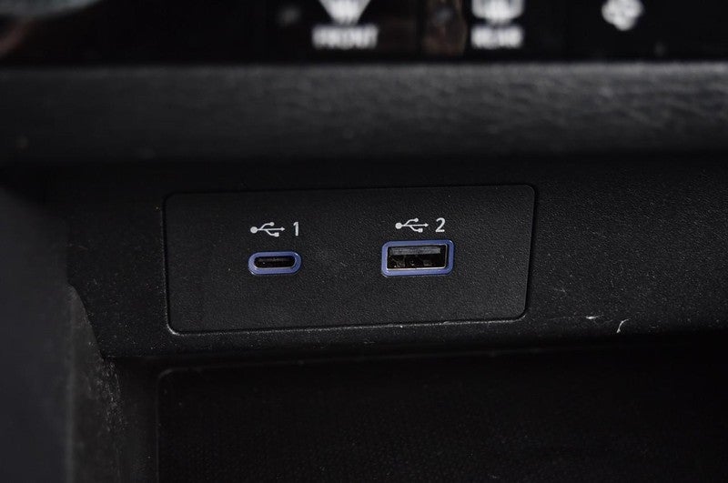 2023 Mitsubishi Outlander SE FWD