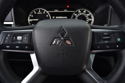 2023 Mitsubishi Outlander SE FWD