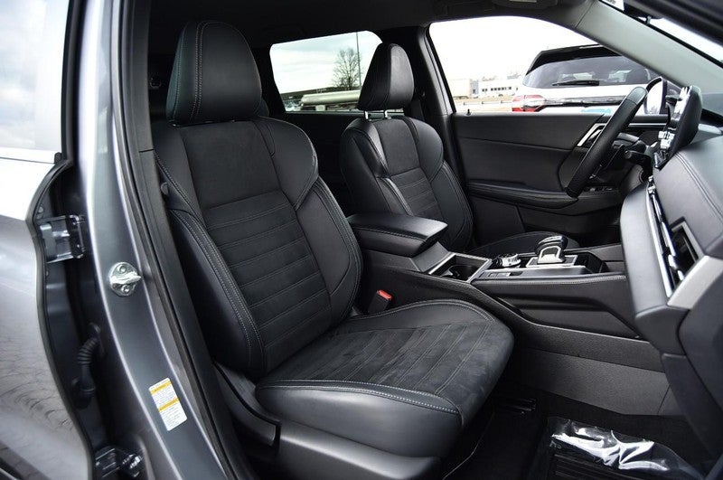 2023 Mitsubishi Outlander SE FWD