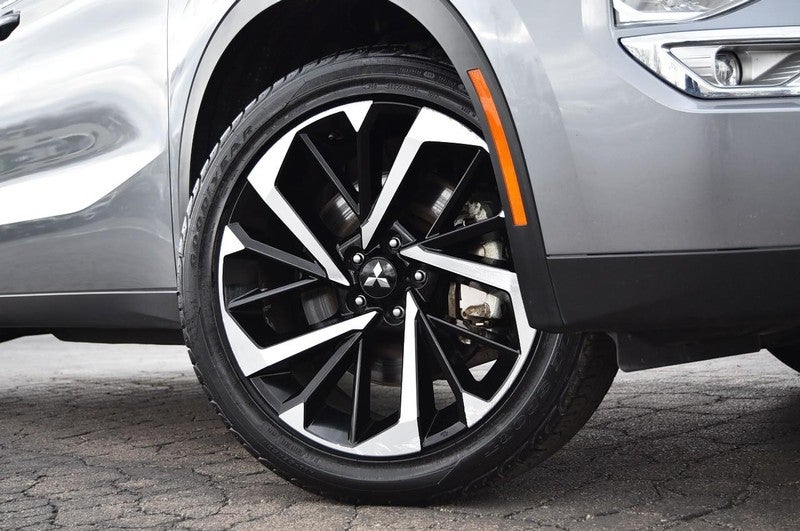 2023 Mitsubishi Outlander SE FWD