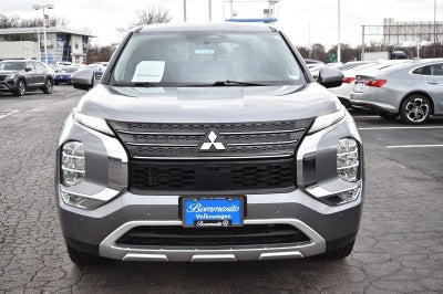 2023 Mitsubishi Outlander SE FWD