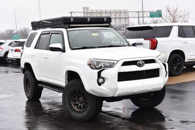 2016 Toyota 4Runner 4WD 4dr V6 SR5 (Natl)