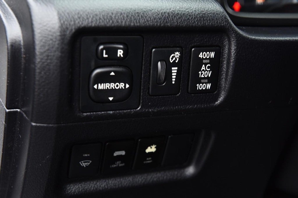 2016 Toyota 4Runner 4WD 4dr V6 SR5 (Natl)