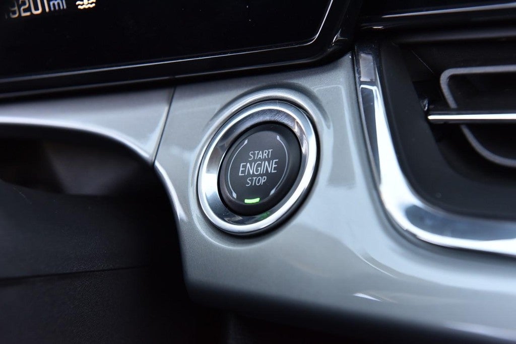 2025 Chevrolet Trax FWD 4dr LT